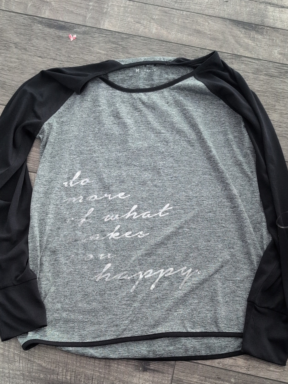 Reebok Women’s Gray & Black Raglan Long Sleeve Top